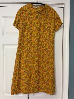 Yellow Floral Short-Sleeve Shift Dress